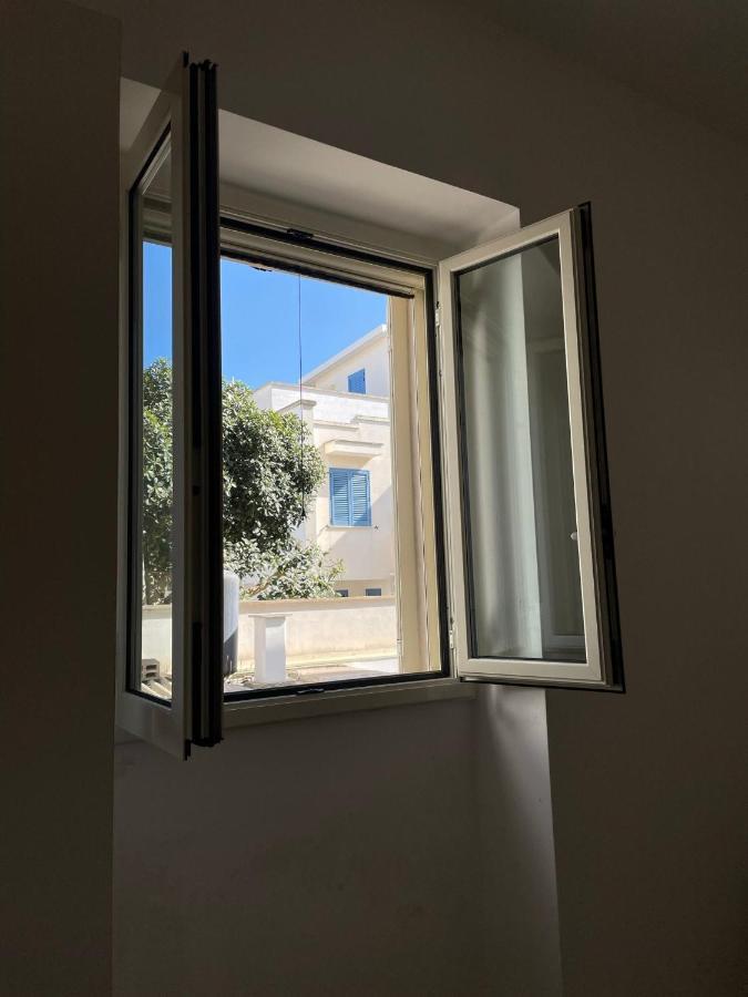 Villa Ticia A 100 Metri Dalla Spiaggia Con Parcheggio Privato Lido Marini Exterior foto