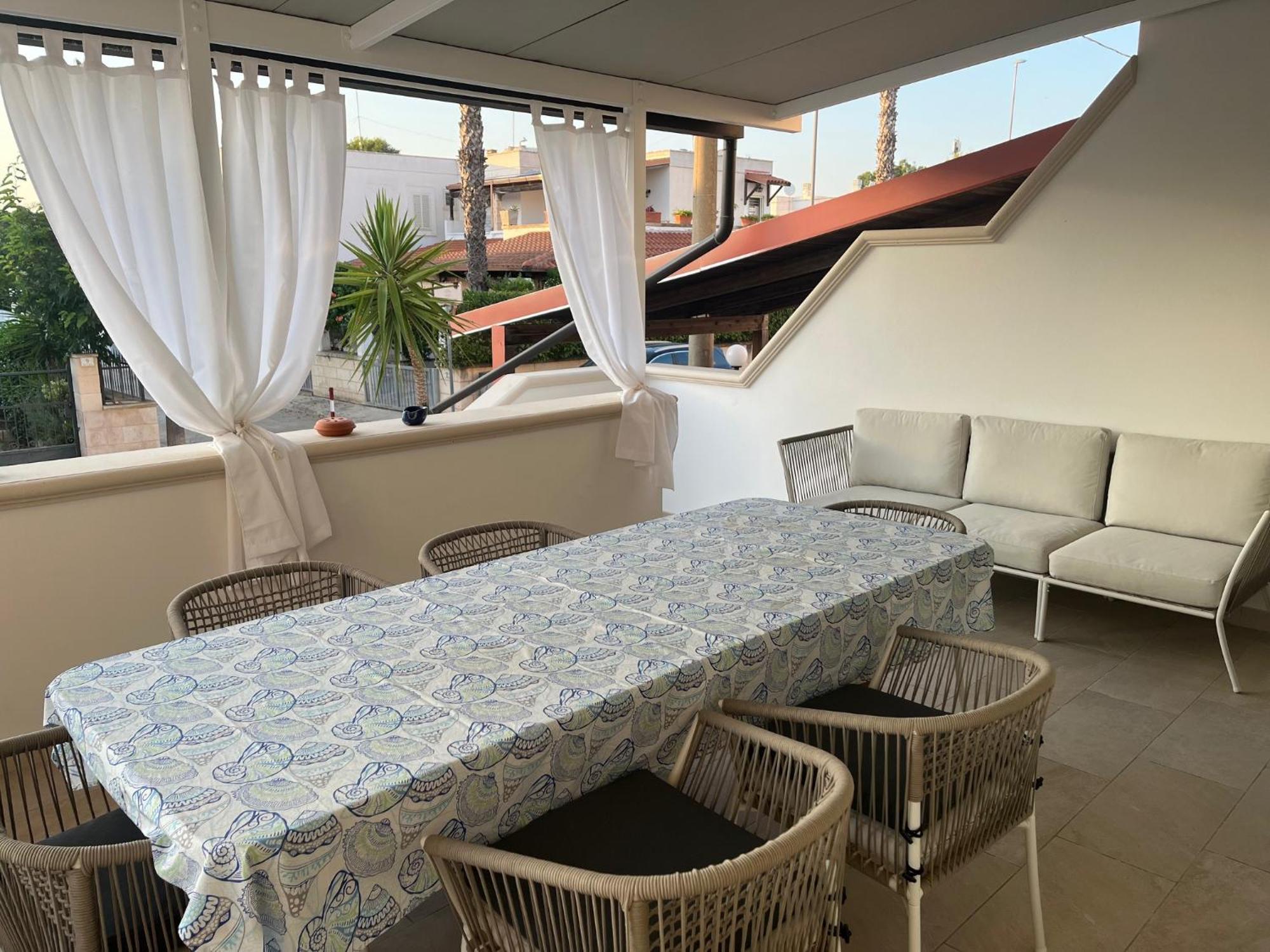 Villa Ticia A 100 Metri Dalla Spiaggia Con Parcheggio Privato Lido Marini Exterior foto